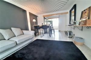 Picture of listing #329863099. Appartment for sale in Martigues