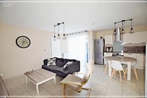 Picture of listing #329863826. Appartment for sale in Saint-Fons