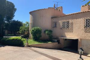 Picture of listing #329866325. House for sale in Marseille