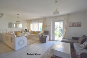 Picture of listing #329874176. House for sale in Nîmes