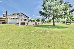 Picture of listing #329875868. House for sale in Marmande