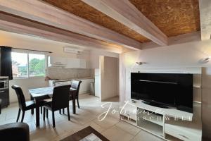 Picture of listing #329876068. Appartment for sale in Saint-Aygulf