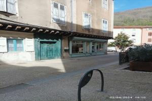 Picture of listing #329876948. Business for sale in Foix