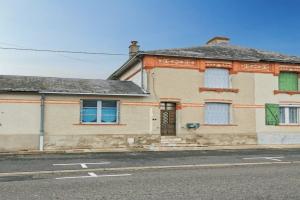 Picture of listing #329879033. House for sale in Bessé-sur-Braye
