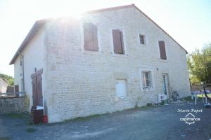 Picture of listing #329881432. House for sale in Niort