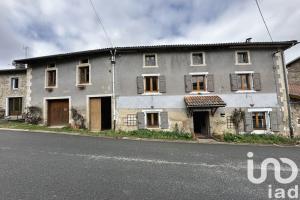 Photo de l'annonce nº 329884323. Maison à vendre sur Saint-Victor-Montvianeix