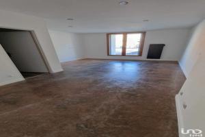 Thumbnail of property #329885424. Click for details