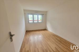 Picture of listing #329886705. Appartment for sale in Chilly-Mazarin