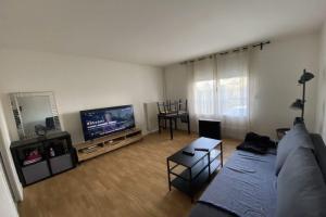 Picture of listing #329902323. Appartment for sale in Olivet