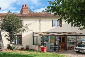 Picture of listing #329906842. House for sale in La Chapelle-sous-Dun