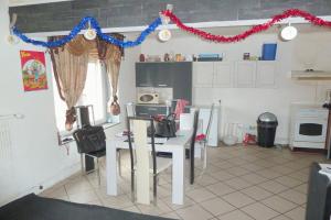 Thumbnail of property #329907048. Click for details