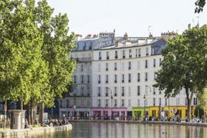Picture of listing #329908637. Appartment for sale in Paris