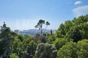 Picture of listing #329911840. Appartment for sale in Marseille
