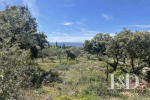 Picture of listing #329927995. Land for sale in Gordes