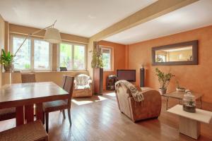 Picture of listing #329929409. Appartment for sale in Paris