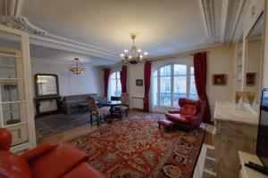 Picture of listing #329929642. Appartment for sale in Paris