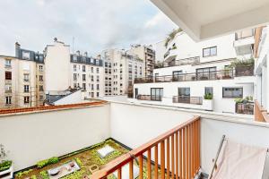 Picture of listing #329931337. Appartment for sale in Paris