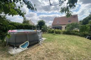 Picture of listing #329951084. House for sale in Saintry-sur-Seine