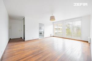 Picture of listing #329951504. Appartment for sale in Saint-Denis