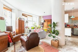 Picture of listing #329951509. Appartment for sale in Paris