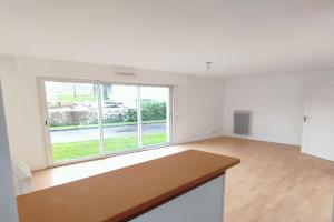 Picture of listing #329957752. Appartment for sale in Hennebont