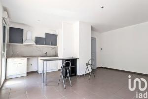 Picture of listing #329959227. Appartment for sale in Vénissieux
