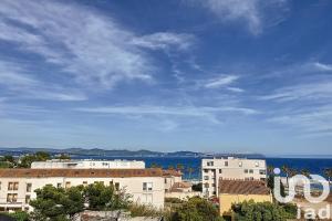 Picture of listing #329961046. Appartment for sale in La Ciotat