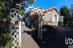 Picture of listing #329969572. House for sale in Gétigné