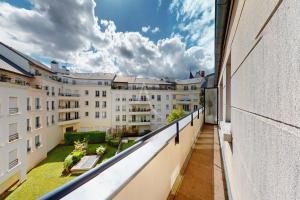 Picture of listing #329969643. Appartment for sale in Le Plessis-Robinson