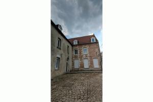 Picture of listing #329969990. Building for sale in La Fère