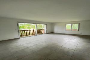 Thumbnail of property #329971042. Click for details
