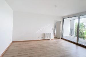 Picture of listing #329971236. Appartment for sale in Nantes
