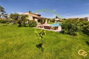 Picture of listing #329985642. House for sale in Antibes