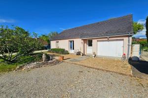 Picture of listing #330000582. House for sale in La Charité-sur-Loire