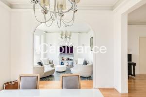 Picture of listing #330000848. Appartment for sale in Marseille