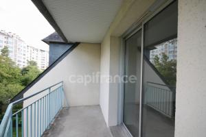 Thumbnail of property #330000925. Click for details