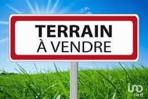 Picture of listing #330005407. Land for sale in Saint-Bonnet-sur-Gironde
