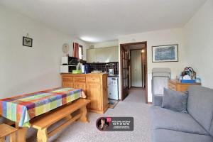 Picture of listing #330016469. Appartment for sale in Albiez-Montrond