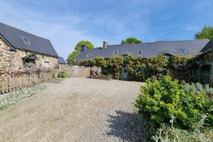 Picture of listing #330017817. House for sale in Saint-Martin-des-Prés
