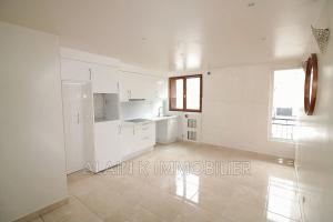 Picture of listing #330021791. Appartment for sale in Viroflay