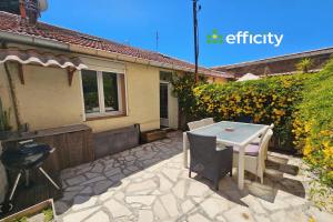 Picture of listing #330029639. House for sale in Toulon