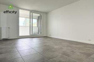 Thumbnail of property #330029662. Click for details