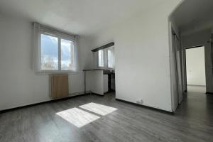 Picture of listing #330039141. Appartment for sale in Les Clayes-sous-Bois