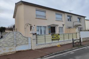 Picture of listing #330039145. House for sale in Les Clayes-sous-Bois