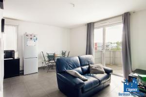 Picture of listing #330039787. Appartment for sale in Eysines