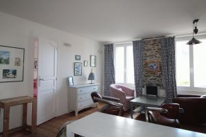 Picture of listing #330043451. Appartment for sale in Le Palais