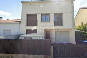 Thumbnail of property #330043805. Click for details