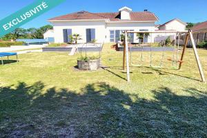 Picture of listing #330045408. House for sale in Leyrieu