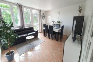 Picture of listing #330060986. Appartment for sale in Le Pecq