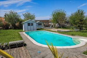 Picture of listing #330061823. House for sale in Jarnac